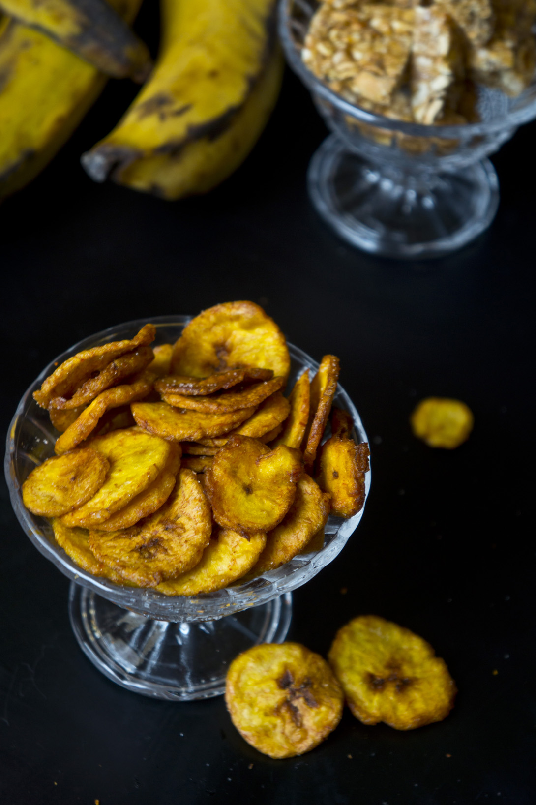 9 Secrets to Extra Crispy Sweet Plantain Chips Every Time - Yummy Medley
